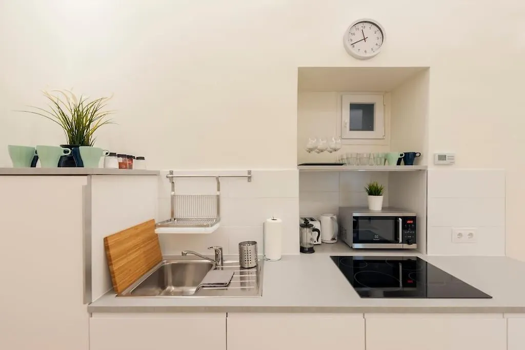 Apartment Luxury New-3Bdr 3Bth Sauna!City Center Budapest Hungary
